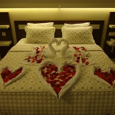 Royal Bilgic Hotel 3*