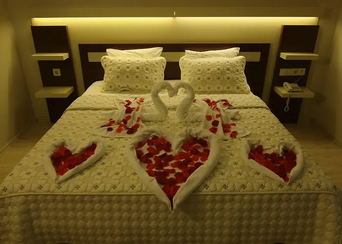 Royal Bilgic Hotel 3*